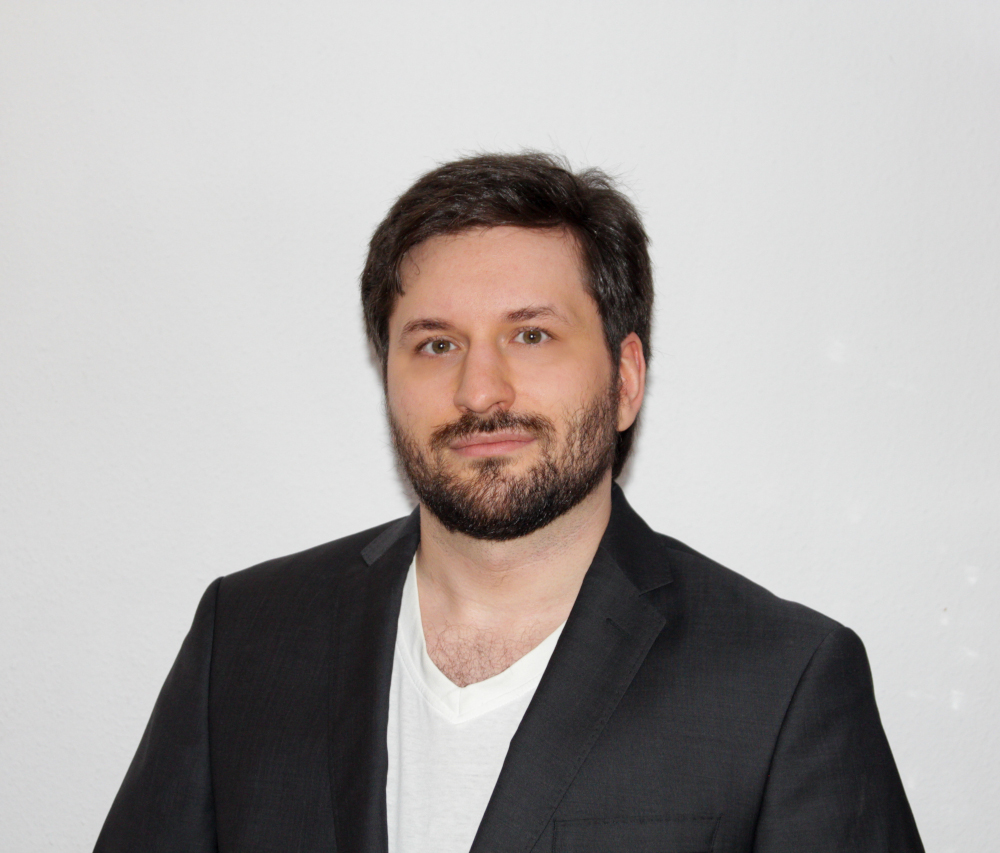 Porträtfoto von Oliver Slama